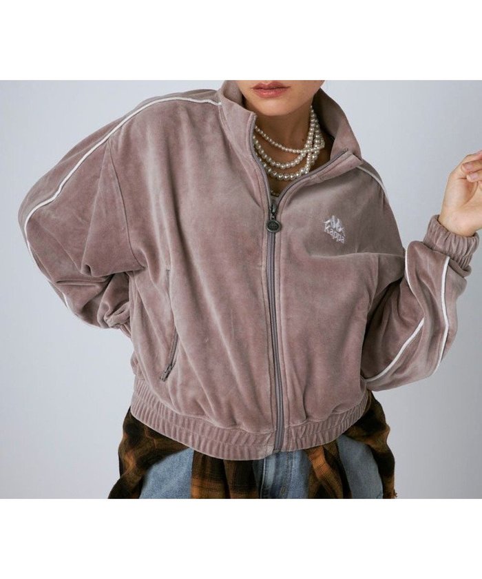 【その他のブランド/Other】の【Kappa】ベロアトラックジャケット インテリア・キッズ・メンズ・レディースファッション・服の通販 founy(ファニー) https://founy.com/ ファッション Fashion レディースファッション Fashion for Women アウター Coat / Outerwear Collection レディースジャケット・軽アウター Jackets ブルゾンジャケット・スポーティアウター Blouson Jackets イタリア Italy コンパクト Compact, Small Size サッカー Seersucker, Summer Fabric ショート Short, Short Length シンプル Simple, Minimal ジャケット Jacket, Outerwear スタイリッシュ Stylish, Fashionable スポーツ Sports, Activewear 人気 Popular, Best Seller バランス Balance, Style Balance パイピング Piping, Trim Design フェミニン Feminine, Girly ブルゾン Blouson, Bomber Jacket ベロア Velour, Soft Velvet リュクス Luxury, Elegant, High-End, Chic A/W・秋冬 Autumn/Winter エレガント 上品 Elegant |ID: prp329100004832893 ipo3291000000035192369