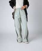 【その他のブランド/Other】の【Kappa】 ワイドシルエット バンダナイロントラックパンツ 人気、トレンドファッション・服の通販 founy(ファニー) ファッション Fashion レディースファッション Fashion for Women パンツ Pants & Trousers イタリア Italy 今季 This Season, Current Season サッカー Seersucker, Summer Fabric ジャケット Jacket, Outerwear スウェット / スエット Sweatshirt, Sweatwear スタイリッシュ Stylish, Fashionable スポーツ Sports, Activewear ドレープ Drape, Draping Fabric 人気 Popular, Best Seller フォルム Silhouette, Form ワイド Wide, Wide Fit A/W・秋冬 Autumn/Winter エレガント 上品 Elegant thumbnail グレー|ID: prp329100004832897 ipo3291000000035192390