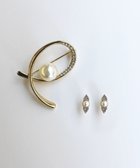 【フィービィー/phoebe】のオンワード限定セット 金属アレルギー対応クイーンパールビジューセラミックポストピアス×クロスカーブパールビジューブローチ 人気、トレンドファッション・服の通販 founy(ファニー) ファッション Fashion レディースファッション Fashion for Women アクセサリー Fashion Accessories エレガント 上品 Elegant シリコン Silicone, Silicone Material ジャケット Jacket, Outerwear ドレス Dress, One-Piece パール Pearl, Pearl Accent フォーマル Formal, Dressy ブローチ Brooch, Pin Brooch ビジネス 仕事 通勤 Business / Work / Commuting 結婚式 Wedding thumbnail ホワイト|ID: prp329100004833799 ipo3291000000035202193