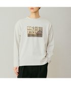 【アンフィーロ/UNFILO / MEN】の【男女兼用】3シーズンスウェット フォトTEE 人気、トレンドファッション・服の通販 founy(ファニー) ファッション Fashion レディースファッション Fashion for Women トップス・カットソー Cut & Sew Tops シャツ・ブラウス・オフィスカジュアル Elegant Blouses & Button-Ups レディースパーカー・カジュアルフーディー Casual Hoodies & Sweatshirts ロングTシャツ・Tシャツ Longline T-Shirts & Tees スウェット・クルーネックトップス Sweatshirts & Crewnecks / Relaxed Fit Sweat Tops カットソー・ベーシックTシャツ Cut-and-Sewn Tops / Stretch Tees & Basics インナー Innerwear 春 Spring 秋 Autumn カットソー Cut and Sewn Top カーディガン Cardigan, Knitwear ジャケット Jacket, Outerwear スウェット / スエット Sweatshirt, Sweatwear ボトム Bottoms, Lower Wear ワイド Wide, Wide Fit ワッフル Waffle, Waffle Knit 冬 Winter / This Winter A/W・秋冬 Autumn/Winter おすすめ Recommended / Our Picks 2026年 2026 thumbnail ライトグレー×カーサ(家)|ID: prp329100004834646 ipo3291000000035702990