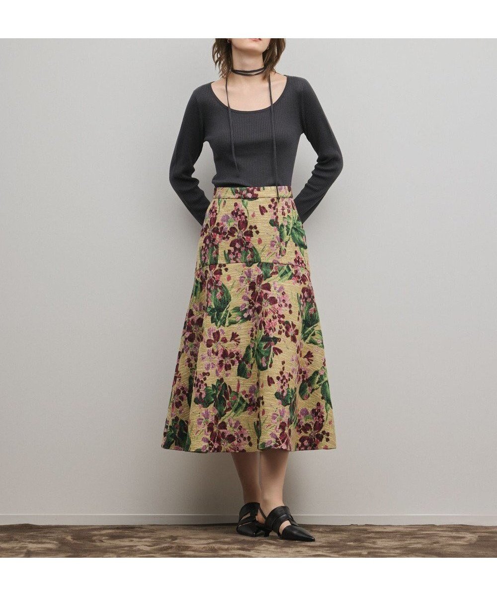 【グレース コンチネンタル/GRACE CONTINENTAL】のフラワージャガードフレアスカート インテリア・キッズ・メンズ・レディースファッション・服の通販 founy(ファニー) 　ファッション　Fashion　レディースファッション　Fashion for Women　スカート　Skirts　Aライン・フレアスカート　A-Line & Flared Skirts　おすすめ　Recommended / Our Picks　イタリア　Italy　バランス　Balance, Style Balance　フレア　Flare, Flared　ミドル　Middle Length, Mid Height　エレガント 上品　Elegant　A/W・秋冬　Autumn/Winter　ベージュ|ID: prp329100004835436 ipo3291000000035585760