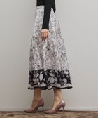 【グレース コンチネンタル/GRACE CONTINENTAL】のフルーツフラワープリントスカート キナリ|ID: prp329100004835446 ipo3291000000035585774