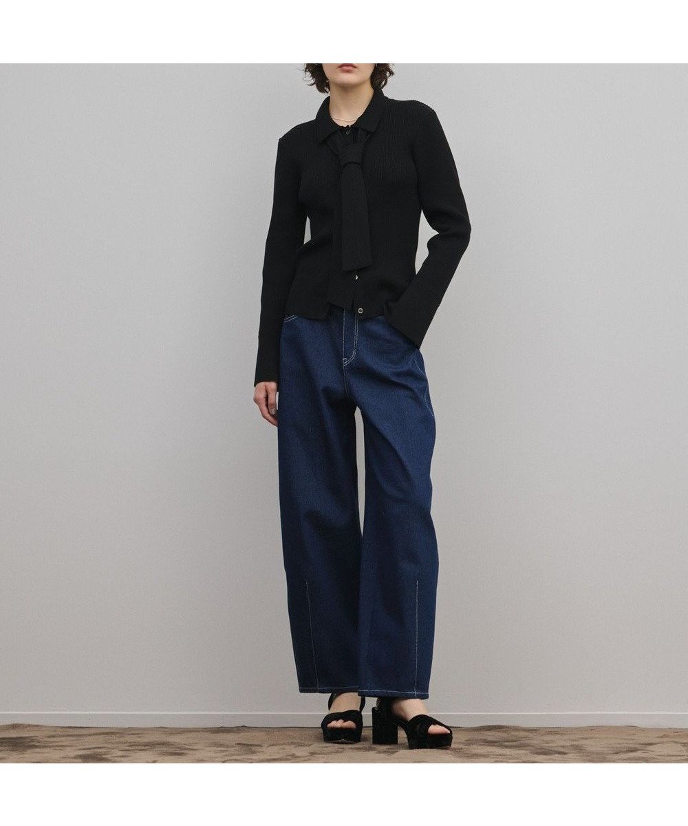 【グレース コンチネンタル/GRACE CONTINENTAL】のサイド切替バレルパンツ インテリア・キッズ・メンズ・レディースファッション・服の通販 founy(ファニー) 　ファッション　Fashion　レディースファッション　Fashion for Women　パンツ　Pants & Trousers　インディゴ　Indigo Denim　春　Spring　今季　This Season, Current Season　切替　Switching, Contrast Panel　ショート　Short, Short Length　ソックス　Socks, Hosiery　ツイル　Twist, Twisted Detail　デニム　Denim, Jeans Material　フラワー　Flower, Floral　プリント　Print, Printed Pattern　ペーパー　Paper, Kraft Paper　S/S・春夏　SS, Spring/Summer, Warm Season　夏　Summer　インディゴ|ID: prp329100004835499 ipo3291000000035222031