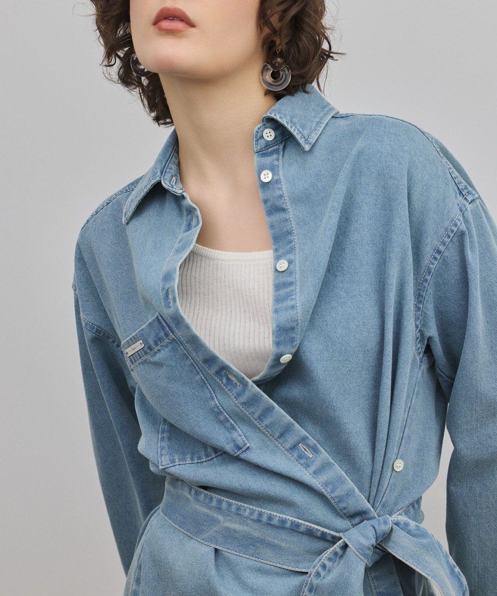 【グレース コンチネンタル/GRACE CONTINENTAL】のデニムボウタイシャツ 人気、トレンドファッション・服の通販 founy(ファニー) 　ファッション　Fashion　レディースファッション　Fashion for Women　トップス・カットソー　Cut & Sew Tops　シャツ・ブラウス・オフィスカジュアル　Elegant Blouses & Button-Ups　デニム　Denim, Jeans Material　プレート　Plate, Dish　ポケット　Pocket, Pocket Detail　メタル　Metal, Metal Parts　夏　Summer　春　Spring　S/S・春夏　SS, Spring/Summer, Warm Season　 other-1|ID: prp329100004835506 ipo3291000000035222062