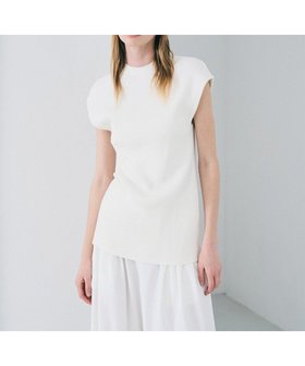 【アンクレイヴ/uncrave】のスムースニット 2WAYジレ 人気、トレンドファッション・服の通販 founy(ファニー) ファッション Fashion レディースファッション Fashion for Women アウター Coat / Outerwear Collection トップス・カットソー Cut & Sew Tops ニット Knit Tops & Sweaters ベスト&ジレ / 重ね着スタイル Vests & Gilets 春 Spring スリーブ Sleeve, Long Sleeve / Short Sleeve セーター Sweater, Knitwear フィット Fit, Slim Fit フレンチ French, French Style フロント Front, Front Design S/S・春夏 SS, Spring/Summer, Warm Season 夏 Summer |ID:prp329100004837922