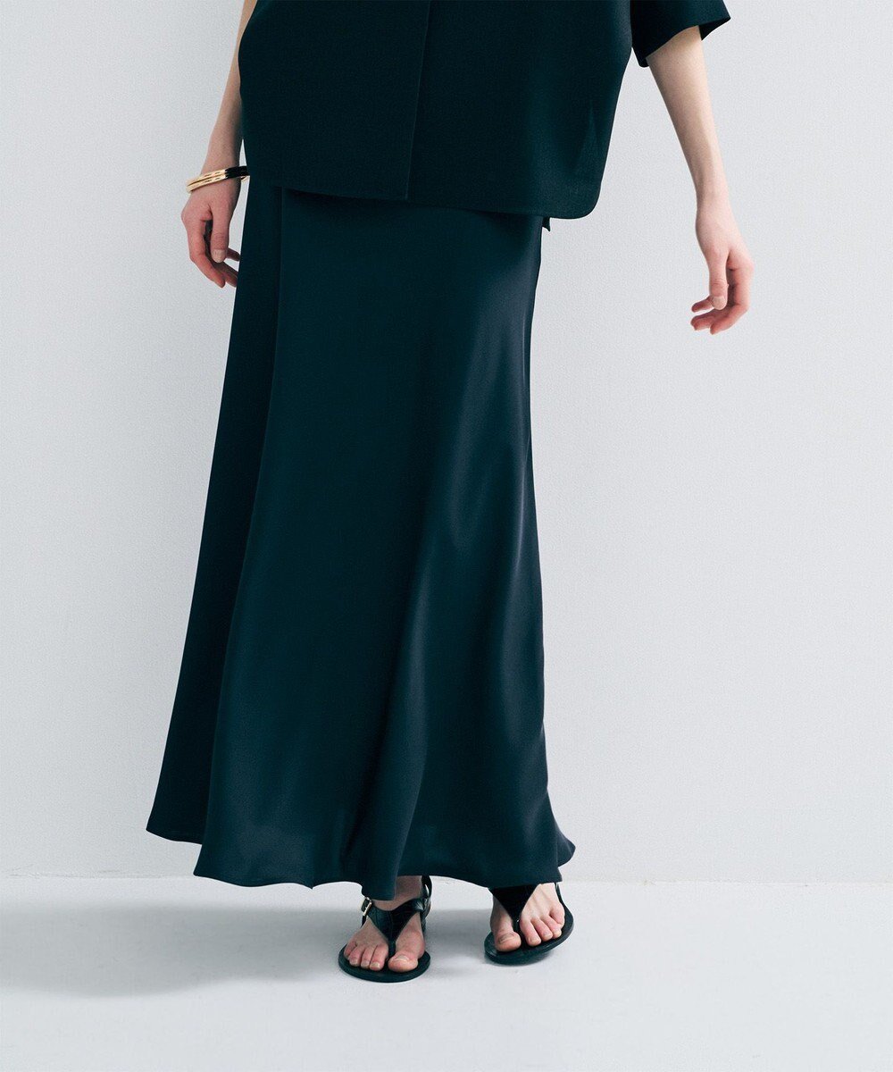 【アンクレイヴ/uncrave】のライトダブルサテン バイアススカート インテリア・キッズ・メンズ・レディースファッション・服の通販 founy(ファニー) 　ファッション　Fashion　レディースファッション　Fashion for Women　スカート　Skirts　春　Spring　サテン　Satin, Glossy Fabric　シルク　Silk, 100% Silk　ジャケット　Jacket, Outerwear　ストレッチ　Stretch, Stretchy Fabric　とろみ　Fluid, Flowy Fabric　ダブル　Double, Double-Breasted　ドレープ　Drape, Draping Fabric　バイアス　Bias, Diagonal Cut　バランス　Balance, Style Balance　マーメイド　Mermaid, Fishtail Silhouette　ワイド　Wide, Wide Fit　S/S・春夏　SS, Spring/Summer, Warm Season　夏　Summer　エレガント 上品　Elegant　ブラック|ID: prp329100004837931 ipo3291000000035963150