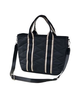 【その他のブランド/Other】のダイヤキルティング 2WAYトートバッグ 人気、トレンドファッション・服の通販 founy(ファニー) ファッション Fashion レディースファッション Fashion for Women バッグ Bags キルティング Quilted, Quilting コンパクト Compact, Small Size 傘 Umbrella, Parasol 軽量 Lightweight, Ultra Light ショルダー Shoulder, Shoulder Strap スマート Smart, Elegant 財布 Wallet, Purse トレンド Trend, Trending Now ハンド Hand, Handmade ベーシック Basic, Essential ポケット Pocket, Pocket Detail ポーチ Pouch, Small Case A/W・秋冬 Autumn/Winter おすすめ Recommended / Our Picks エレガント 上品 Elegant |ID:prp329100004838842