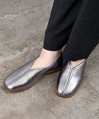 【アポム/APOM】のオブリークトゥバイプドスリップオン15 シルバー|ID: prp329100004838846 ipo3291000000035548857