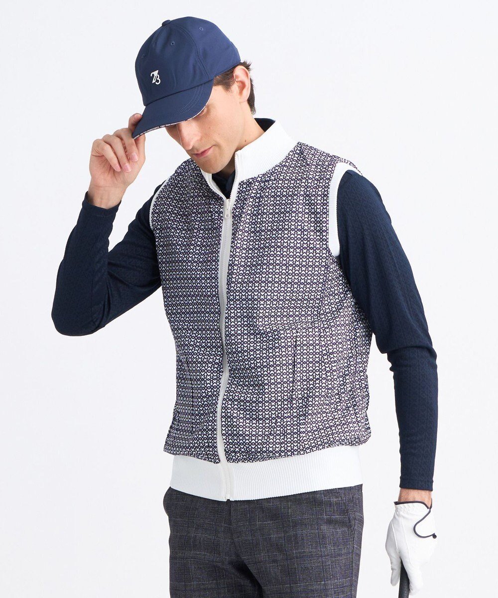 【23区 ゴルフ/23区GOLF / MEN】の【MEN】リバーシブルニットベスト モノグラム柄 インテリア・キッズ・メンズ・レディースファッション・服の通販 founy(ファニー) 　ファッション　Fashion　メンズファッション　Fashion for Men　トップス・カットソー　Cut & Sew Tops　ニット・セーター / 定番トップス　Knit Tops & Sweaters　ベスト・ジレ　Vests & Gilets　軽量　Lightweight, Ultra Light　シリコン　Silicone, Silicone Material　シンプル　Simple, Minimal　スタンド　Stand Collar, Upright Stand　スポーティ　Sporty, Casual Athletic　人気　Popular, Best Seller　プリント　Print, Printed Pattern　ベスト　Vest, Waistcoat　ポケット　Pocket, Pocket Detail　無地　Plain, Solid Color　リバーシブル　Reversible, Two-Sided　A/W・秋冬　Autumn/Winter　エレガント 上品　Elegant　ゴルフ　Golf　ホワイト系|ID: prp329100004839420 ipo3291000000035707850