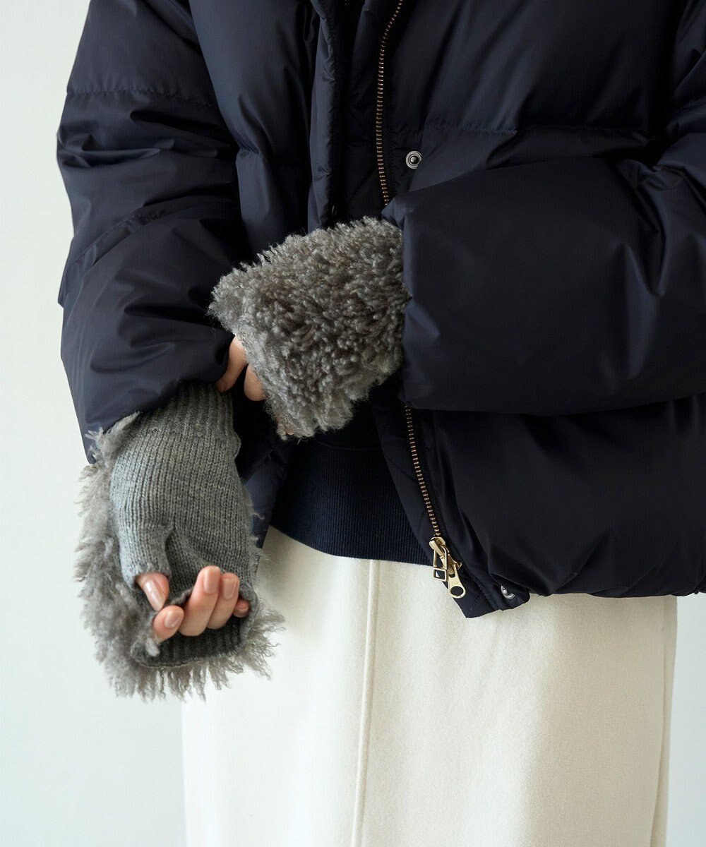 【アンフィーロ 自由区/UNFILO】のフェイクファー グローブ インテリア・キッズ・メンズ・レディースファッション・服の通販 founy(ファニー) 　ファッション　Fashion　レディースファッション　Fashion for Women　手袋　Gloves & Mittens　アクリル　Acrylic Material　ウォッシャブル　Machine Washable　コンビ　Combo, Combination Style　スマート　Smart, Elegant　フェイクファー　Faux Fur, Imitation Fur　A/W・秋冬　Autumn/Winter　グレーシャギー|ID: prp329100004839445 ipo3291000000035266546