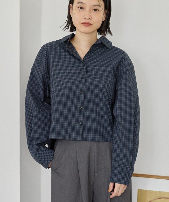 【アメリカンホリック/AMERICAN HOLIC】のクロップド丈バックタックシャツ インテリア・キッズ・メンズ・レディースファッション・服の通販 founy(ファニー) https://founy.com/ ファッション Fashion レディースファッション Fashion for Women トップス・カットソー Cut & Sew Tops シャツ・ブラウス・オフィスカジュアル Elegant Blouses & Button-Ups おすすめ Recommended / Our Picks クロップド Cropped, Short Length コンパクト Compact, Small Size スラックス Slacks, Dress Pants チェック Check, Plaid, Tartan トレンド Trend, Trending Now フォルム Silhouette, Form ボックス Boxy, Box Shape ポケット Pocket, Pocket Detail A/W・秋冬 Autumn/Winter |ID: prp329100004839512 ipo3291000000035644993