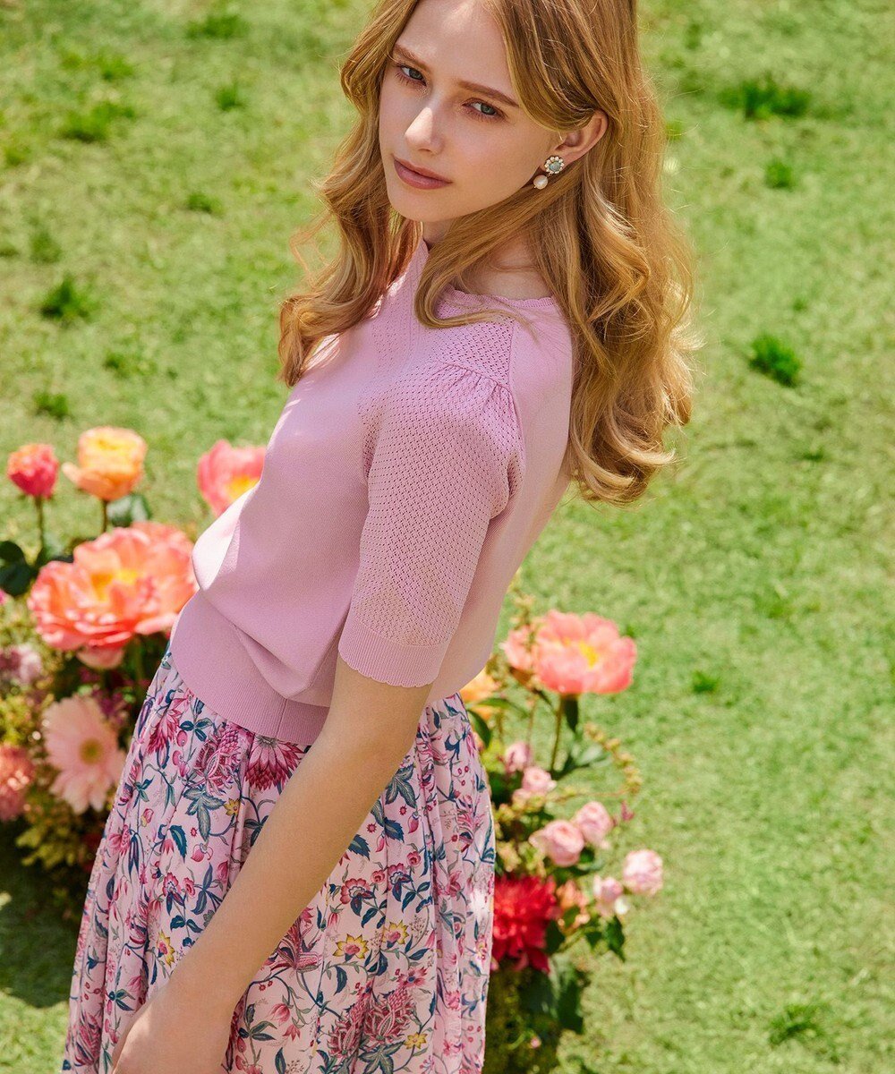 【トッカ/TOCCA】のMIST KNIT ニットプルオーバー インテリア・キッズ・メンズ・レディースファッション・服の通販 founy(ファニー) 　ファッション　Fashion　レディースファッション　Fashion for Women　トップス・カットソー　Cut & Sew Tops　ニット　Knit Tops & Sweaters　カジュアルプルオーバー・ニットトップス　Pullovers & Knit Tops / Casual Pullovers　おすすめ　Recommended / Our Picks　とろみ　Fluid, Flowy Fabric　カットソー　Cut and Sewn Top　セーター　Sweater, Knitwear　フィット　Fit, Slim Fit　フェミニン　Feminine, Girly　エレガント 上品　Elegant　ビジネス 仕事 通勤　Business / Work / Commuting　夏　Summer　春　Spring　S/S・春夏　SS, Spring/Summer, Warm Season　ピンク系|ID: prp329100004839580 ipo3291000000035492068