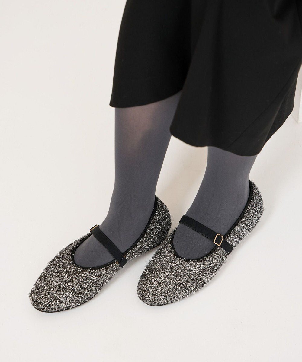 【ステッピ/steppi】の【VERY掲載 / 洗える / 撥水】ラウンドファー パンプス インテリア・キッズ・メンズ・レディースファッション・服の通販 founy(ファニー) 雑誌掲載アイテム Magazine Picks & Fashion Features ファッション雑誌 Fashion Magazines ヴェリィ VERY ファッション Fashion レディースファッション Fashion for Women 洗える Machine Washable クッション Cushion, Throw Pillow 軽量 Lightweight, Ultra Light シューズ Shoes, Footwear 雑誌 Magazine, Fashion Magazine トレンド Trend, Trending Now バランス Balance, Style Balance フィット Fit, Slim Fit フラット Flat, Flat Shoes ラウンド Round, Round Neck ランニング Running, Running Wear, Activewear, Jogging リラックス Relax, Relaxed Fit A/W・秋冬 Autumn/Winter ブラックラメ|ID: prp329100004839586 ipo3291000000035267951