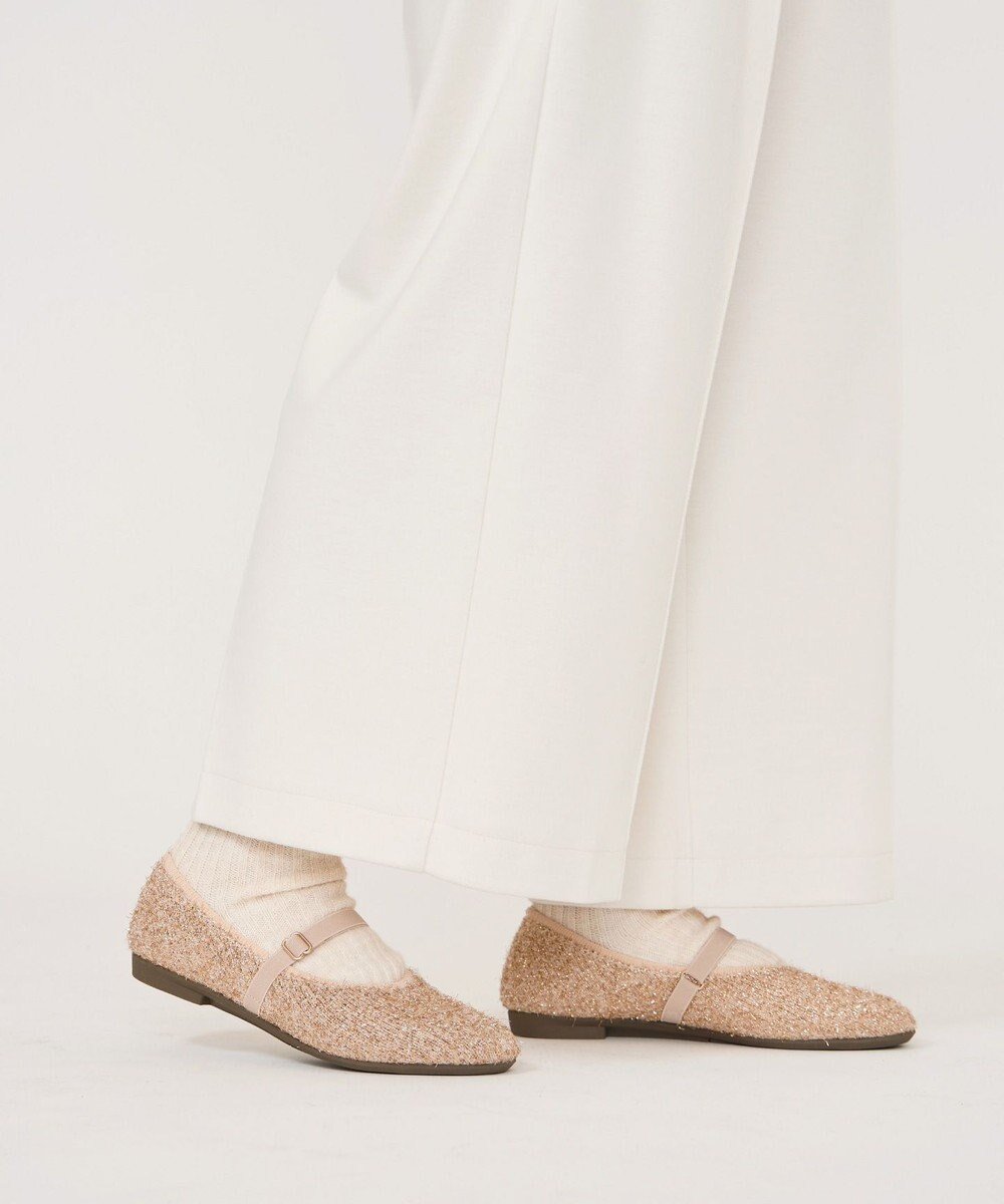 【ステッピ/steppi】の【VERY掲載 / 洗える / 撥水】ラウンドファー パンプス インテリア・キッズ・メンズ・レディースファッション・服の通販 founy(ファニー) 雑誌掲載アイテム Magazine Picks & Fashion Features ファッション雑誌 Fashion Magazines ヴェリィ VERY ファッション Fashion レディースファッション Fashion for Women 洗える Machine Washable クッション Cushion, Throw Pillow 軽量 Lightweight, Ultra Light シューズ Shoes, Footwear 雑誌 Magazine, Fashion Magazine トレンド Trend, Trending Now バランス Balance, Style Balance フィット Fit, Slim Fit フラット Flat, Flat Shoes ラウンド Round, Round Neck ランニング Running, Running Wear, Activewear, Jogging リラックス Relax, Relaxed Fit A/W・秋冬 Autumn/Winter ピンクラメ|ID: prp329100004839586 ipo3291000000035267952