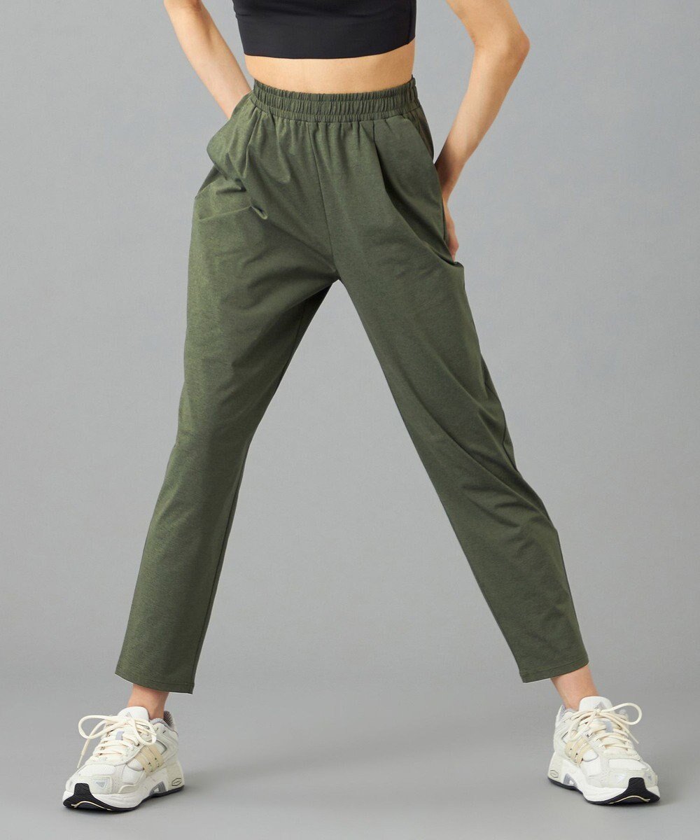 【チャコット/Chacott】のChacott BALANCE EasyCare+ テーパードパンツ インテリア・キッズ・メンズ・レディースファッション・服の通販 founy(ファニー) 　ファッション　Fashion　レディースファッション　Fashion for Women　パンツ　Pants & Trousers　吸水　Absorbent, Quick-Dry　シリコン　Silicone, Silicone Material　ストレッチ　Stretch, Stretchy Fabric　パウダー　Powder, Soft Tone　ポケット　Pocket, Pocket Detail　メッシュ　Mesh, Net Fabric　カーキ|ID: prp329100004839909 ipo3291000000036278563