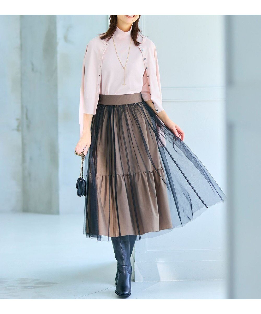 【組曲/KUMIKYOKU】の【6色展開・UVケア】クルーネックモダンカーディガン インテリア・キッズ・メンズ・レディースファッション・服の通販 founy(ファニー) 　ファッション　Fashion　レディースファッション　Fashion for Women　トップス・カットソー　Cut & Sew Tops　カーディガン・羽織り　Layered Style Cardigans　カーディガン　Cardigan, Knitwear　コンパクト　Compact, Small Size　シンプル　Simple, Minimal　ストレッチ　Stretch, Stretchy Fabric　チャーム　Charm, Pendant　人気　Popular, Best Seller　バランス　Balance, Style Balance　フロント　Front, Front Design　モダン　Modern, Contemporary　A/W・秋冬　Autumn/Winter　エレガント 上品　Elegant　ピンクベージュ系|ID: prp329100004839949 ipo3291000000036114906