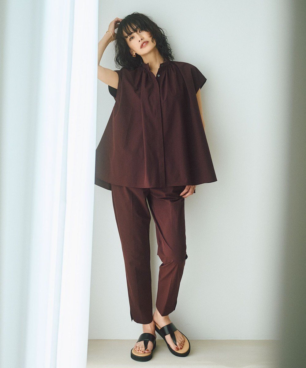 【アンフィーロ 自由区/UNFILO】のFINE MOVE テーパードパンツ インテリア・キッズ・メンズ・レディースファッション・服の通販 founy(ファニー) 　ファッション　Fashion　レディースファッション　Fashion for Women　パンツ　Pants & Trousers　イエロー　Yellow　シンプル　Simple, Minimal　ストレッチ　Stretch, Stretchy Fabric　スリット　Slit, Slit Detail　センター　Center, Center Line　ドローコード　Drawcord, Drawstring Cord　フィット　Fit, Slim Fit　夏　Summer　春　Spring　S/S・春夏　SS, Spring/Summer, Warm Season　[NEW]バーガンディ|ID: prp329100004839963 ipo3291000000035269417