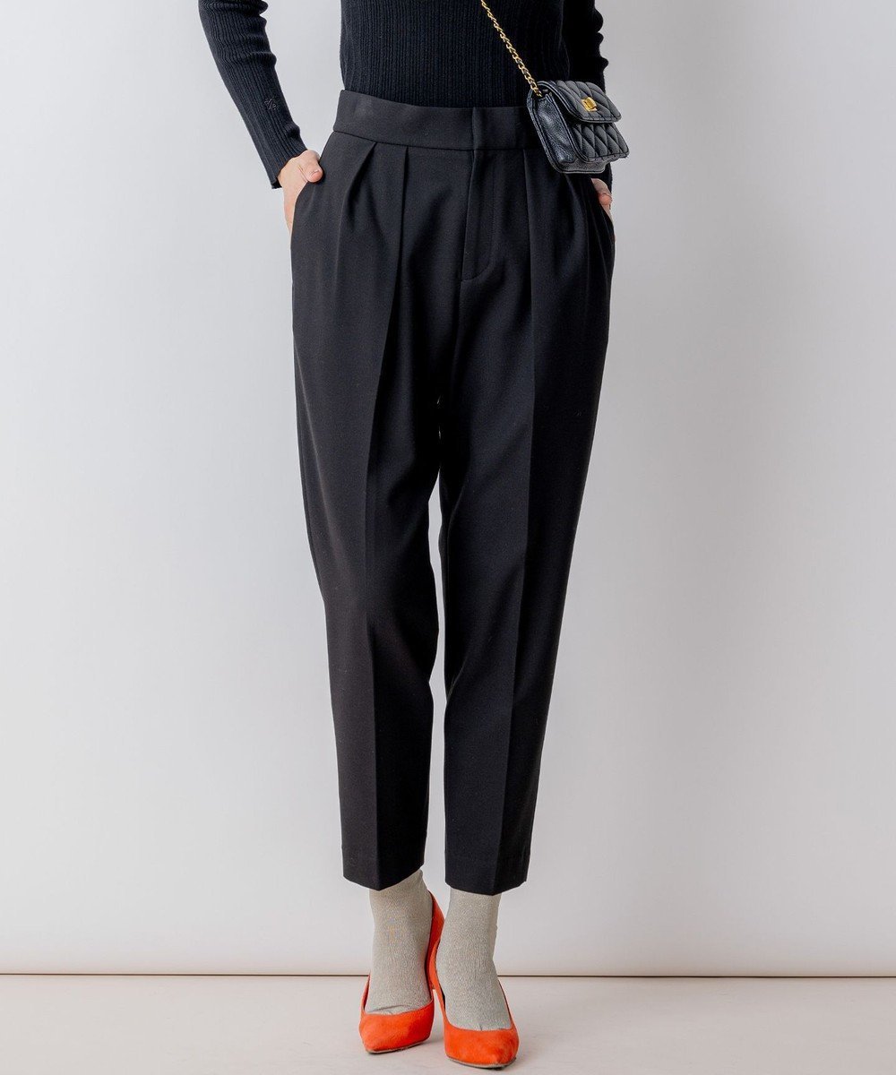 【組曲/KUMIKYOKU】の2WAYウォームストレッチ テーパード パンツ インテリア・キッズ・メンズ・レディースファッション・服の通販 founy(ファニー) 　ファッション　Fashion　レディースファッション　Fashion for Women　パンツ　Pants & Trousers　インナー　Innerwear　ウォーム　Warm Fabric　コンパクト　Compact, Small Size　ストレッチ　Stretch, Stretchy Fabric　センター　Center, Center Line　チェック　Check, Plaid, Tartan　テーパード　Tapered, Tapered Pants　ベーシック　Basic, Essential　A/W・秋冬　Autumn/Winter　エレガント 上品　Elegant　ブラック系|ID: prp329100004840021 ipo3291000000035560547