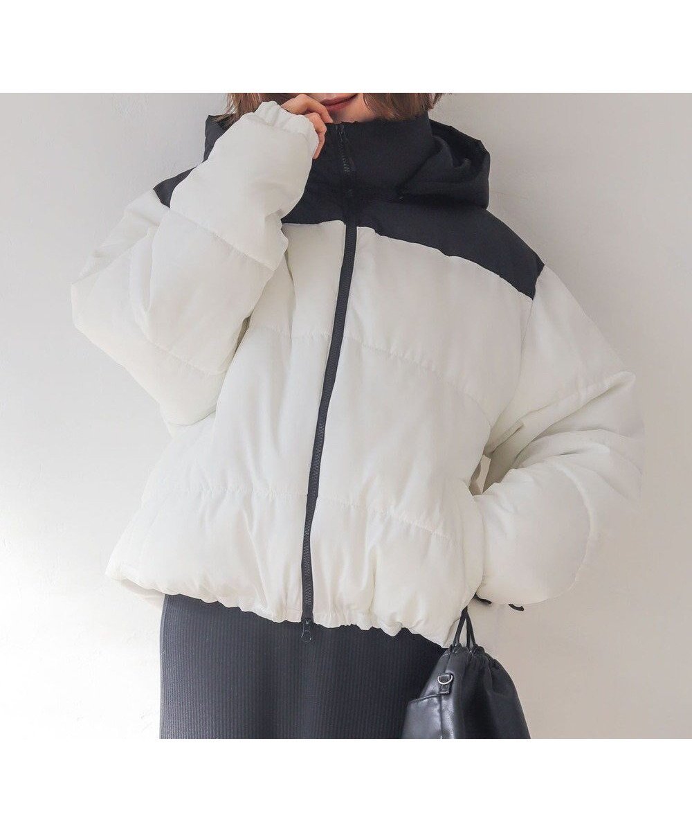 【ウィゴー/WEGO】の【25年秋冬新作/ユニセックス着用ITEM/SMLサイズ展開】2WAYパファーブルゾン インテリア・キッズ・メンズ・レディースファッション・服の通販 founy(ファニー) 　ファッション　Fashion　レディースファッション　Fashion for Women　アウター　Coat / Outerwear Collection　コート・ロングコート・ピーコート　Long Coats, Peacoats & More　レディースジャケット・軽アウター　Jackets　ブルゾンジャケット・スポーティアウター　Blouson Jackets　インナー　Innerwear　秋　Autumn　カーゴパンツ　Cargo Pants, Utility Pants　キャップ　Cap, Baseball Cap　軽量　Lightweight, Ultra Light　シンプル　Simple, Minimal　ジャケット　Jacket, Outerwear　スウェット / スエット　Sweatshirt, Sweatwear　スニーカー　Sneakers, Trainers　スマホ　Smartphone, Mobile Device　ダウン　Down, Puffer　デニム　Denim, Jeans Material　トレンド　Trend, Trending Now　バランス　Balance, Style Balance　ブルゾン　Blouson, Bomber Jacket　ベーシック　Basic, Essential　防寒　Cold Protection, Winter-Ready　ワイド　Wide, Wide Fit　冬　Winter / This Winter　A/W・秋冬　Autumn/Winter　おすすめ　Recommended / Our Picks　ホワイト|ID: prp329100004840022 ipo3291000000035269660