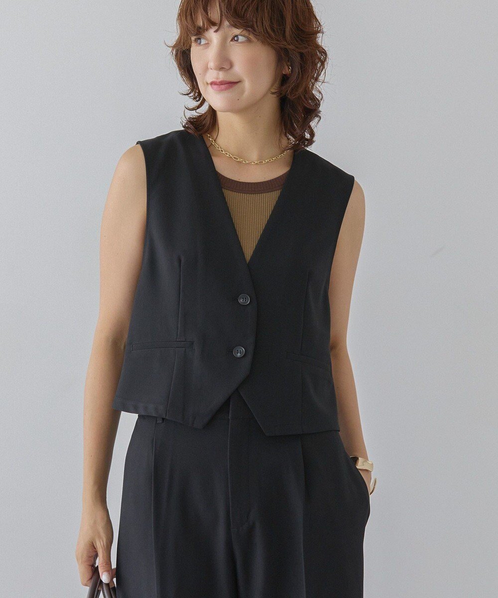 【アメリカンホリック/AMERICAN HOLIC】のショート丈ベスト インテリア・キッズ・メンズ・レディースファッション・服の通販 founy(ファニー) 　ファッション　Fashion　レディースファッション　Fashion for Women　アウター　Coat / Outerwear Collection　トップス・カットソー　Cut & Sew Tops　ベスト&ジレ / 重ね着スタイル　Vests & Gilets　アメリカン　American Style　コンパクト　Compact, Small Size　ショート　Short, Short Length　スタイリッシュ　Stylish, Fashionable　デニム　Denim, Jeans Material　トレンド　Trend, Trending Now　ベスト　Vest, Waistcoat　ポケット　Pocket, Pocket Detail　A/W・秋冬　Autumn/Winter　おすすめ　Recommended / Our Picks　Black|ID: prp329100004840083 ipo3291000000035808777