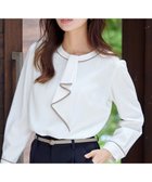 【ティアクラッセ/Tiaclasse】の【2WAY・新色追加】取り外し可能な​配色パイピングボウタイブラウス オフホワイト|ID: prp329100004840209 ipo3291000000035568141