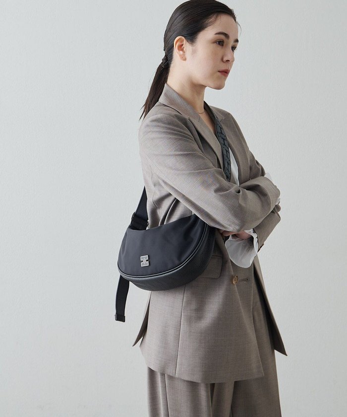 【イアクッチ/IACUCCI】のアーゴ S NYLON/CERVO インテリア・キッズ・メンズ・レディースファッション・服の通販 founy(ファニー) https://founy.com/ ファッション Fashion レディースファッション Fashion for Women エレガント 上品 Elegant コンパクト Compact, Small Size 軽量 Lightweight, Ultra Light ショルダー Shoulder, Shoulder Strap 財布 Wallet, Purse 人気 Popular, Best Seller フォルム Silhouette, Form フロント Front, Front Design ポーチ Pouch, Small Case 日傘 Parasol, UV Umbrella メタル Metal, Metal Parts ワンポイント One Point, Statement Accent 夏 Summer 2024年 2024 2024春夏・S/S Spring/Summer 2024 SS24 |ID: prp329100004840224 ipo3291000000036242743