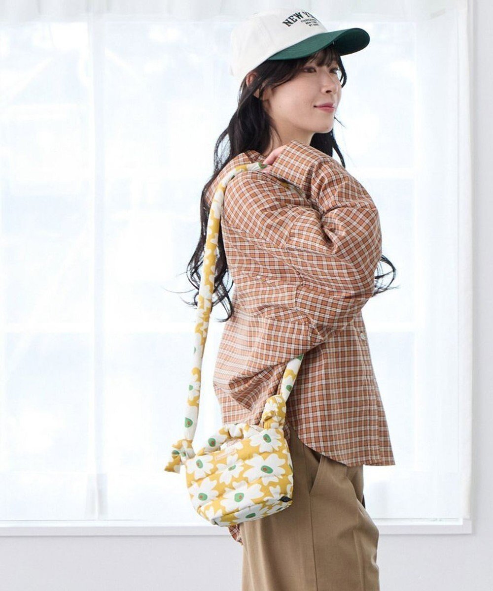 【ルートート/ROOTOTE】の0697【弾む軽さフェザールー】FE.べビール―.フラワーRTG-A インテリア・キッズ・メンズ・レディースファッション・服の通販 founy(ファニー) ファッション Fashion レディースファッション Fashion for Women カメラ Camera Accessories ショルダー Shoulder, Shoulder Strap シンプル Simple, Minimal スマート Smart, Elegant ダウン Down, Puffer パターン Pattern, Design Print フィット Fit, Slim Fit フェザー Feather, Feather Detail フォルム Silhouette, Form フラワー Flower, Floral プリント Print, Printed Pattern ポケット Pocket, Pocket Detail ランダム Random, Irregular リボン Ribbon, Bow 新作・新入荷 New Arrivals / New In 01:イエロー|ID: prp329100004840286 ipo3291000000035270666
