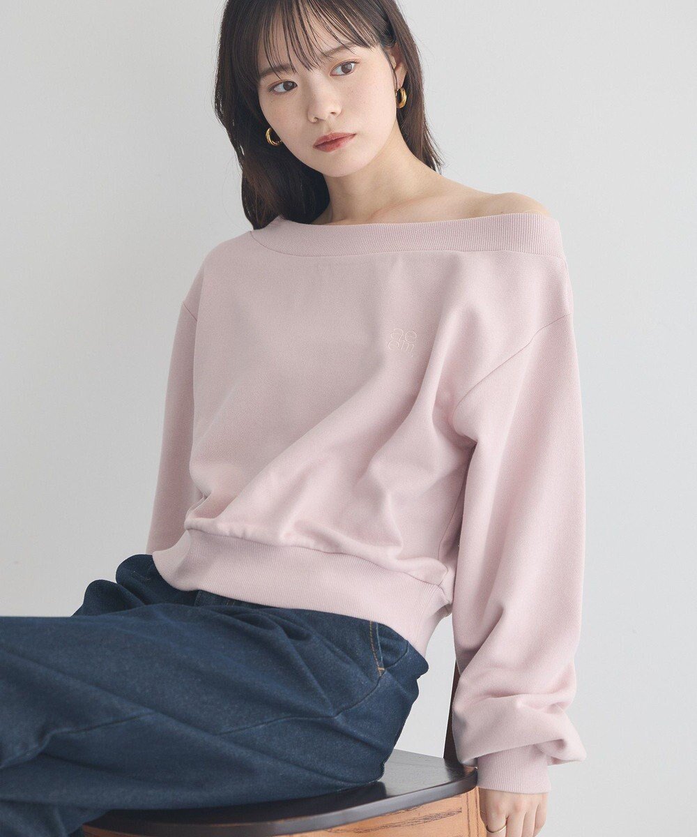 【アースミュージックアンドエコロジー/earth music&ecology】のショート丈ワンポイント刺繍オフショルスウェット インテリア・キッズ・メンズ・レディースファッション・服の通販 founy(ファニー) 　ファッション　Fashion　レディースファッション　Fashion for Women　トップス・カットソー　Cut & Sew Tops　レディースパーカー・カジュアルフーディー　Casual Hoodies & Sweatshirts　スウェット・クルーネックトップス　Sweatshirts & Crewnecks / Relaxed Fit Sweat Tops　おすすめ　Recommended / Our Picks　ショート　Short, Short Length　シンプル　Simple, Minimal　スウェット / スエット　Sweatshirt, Sweatwear　フェミニン　Feminine, Girly　ポケット　Pocket, Pocket Detail　ワンポイント　One Point, Statement Accent　A/W・秋冬　Autumn/Winter　Pink|ID: prp329100004840346 ipo3291000000035714920