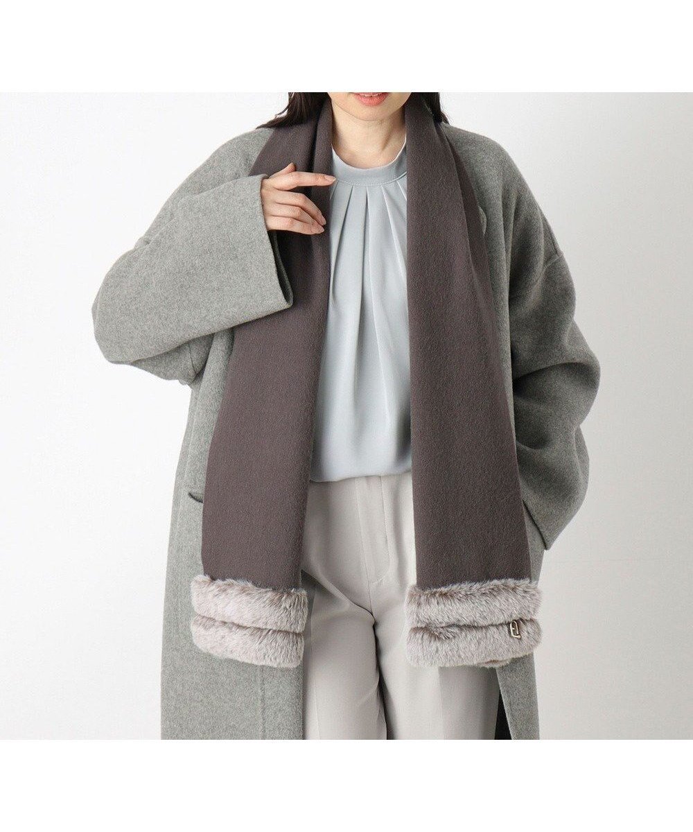 【ムーンバット/MOONBAT】の【WEB限定】FURLA ウール100%×スノートップファーマフラー チャーム付き インテリア・キッズ・メンズ・レディースファッション・服の通販 founy(ファニー) ファッション Fashion レディースファッション Fashion for Women マフラー・スヌード / 冬小物の定番 Scarves & Mufflers イタリア Italy エレガント 上品 Elegant コレクション Collection, Seasonal Line シンプル Simple, Minimal スヌード Snood, Infinity Scarf チャーム Charm, Pendant パターン Pattern, Design Print フェミニン Feminine, Girly マフラー Scarf, Muffler A/W・秋冬 Autumn/Winter チャコールグレー|ID: prp329100004841172 ipo3291000000035282195