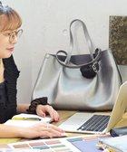 【ルートート/ROOTOTE】の0188【オフィシャルストア限定】LT.ミディアム.レザレット.RTG-A 人気、トレンドファッション・服の通販 founy(ファニー) ファッション Fashion レディースファッション Fashion for Women バッグ Bags カメラ Camera Accessories シンプル Simple, Minimal スマホ Smartphone, Mobile Device フォルム Silhouette, Form ポケット Pocket, Pocket Detail ポーチ Pouch, Small Case 無地 Plain, Solid Color おすすめ Recommended / Our Picks 夏 Summer エレガント 上品 Elegant ギフト プレゼント Gift / Present 新作・新入荷 New Arrivals / New In ビジネス 仕事 通勤 Business / Work / Commuting thumbnail 02:ダークシルバー|ID: prp329100004841233 ipo3291000000035282639