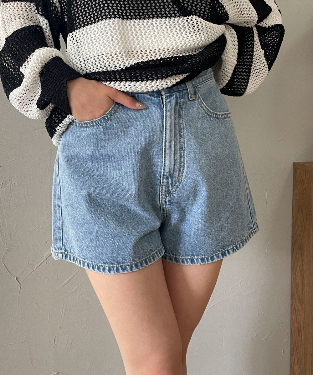 【ウィゴー/WEGO】のデニムショートパンツ インテリア・キッズ・メンズ・レディースファッション・服の通販 founy(ファニー) ファッション Fashion レディースファッション Fashion for Women パンツ Pants & Trousers デニムパンツ・ジーンズ・美脚デニム Denim Jeans & Pants ショートパンツ・ハーフパンツ High-Waisted & Relaxed Shorts サンダル Sandals, Summer Shoes ショート Short, Short Length ストレート Straight, Straight Cut スニーカー Sneakers, Trainers スマホ Smartphone, Mobile Device デニム Denim, Jeans Material トレンド Trend, Trending Now ビッグ Big, Oversized ボトム Bottoms, Lower Wear ロング Long, Long-Length 冬 Winter / This Winter 台形 A-Line, Trapezoid Shape 夏 Summer 春 Spring S/S・春夏 SS, Spring/Summer, Warm Season 秋 Autumn デニム淡色|ID: prp329100004841358 ipo3291000000036250651