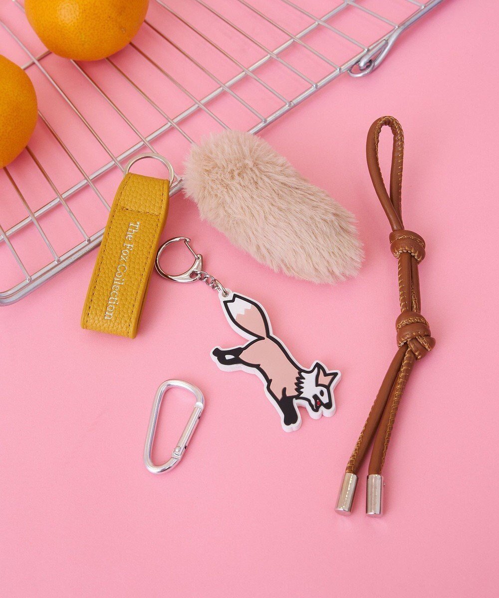 【アメリカンホリック/AMERICAN HOLIC】の【PENNEY S】フォックステールチャーム インテリア・キッズ・メンズ・レディースファッション・服の通販 founy(ファニー) 　ファッション　Fashion　レディースファッション　Fashion for Women　アクセサリー　Fashion Accessories　アメリカン　American Style　キーホルダー　Keychain, Key Holder　スタイリッシュ　Stylish, Fashionable　チャーム　Charm, Pendant　トレンド　Trend, Trending Now　ポーチ　Pouch, Small Case　別注　Limited Edition, Custom Order　ラバー　Rubber, Rubber Sole　ループ　Loop, Loop Knit　おすすめ　Recommended / Our Picks　Multi|ID: prp329100004841459 ipo3291000000035517881