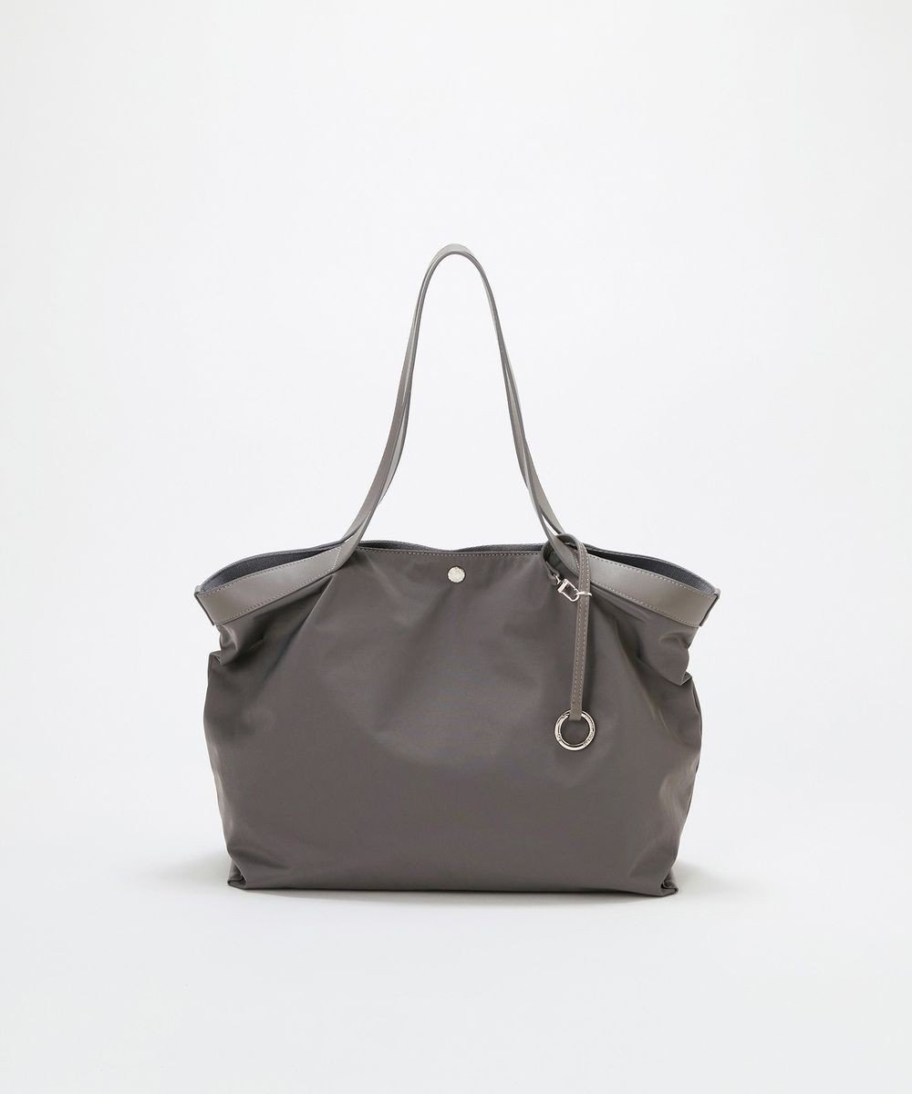 【トプカピ/TOPKAPI】の【Breath TOPKAPI】MORPH モーフ リンクルナイロン トートバッグ チャーム付き A4 / 超軽量 /撥水 インテリア・キッズ・メンズ・レディースファッション・服の通販 founy(ファニー) ファッション Fashion レディースファッション Fashion for Women バッグ Bags チャーム Charm, Pendant フラップ Flap, Flap Pocket ポケット Pocket, Pocket Detail 軽量 Lightweight, Ultra Light グレー|ID: prp329100004841470 ipo3291000000035284172