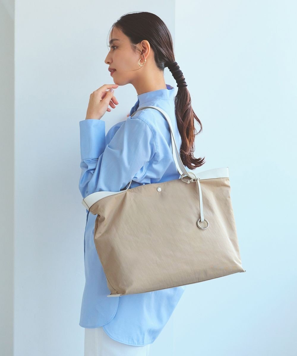 【トプカピ/TOPKAPI】の【Breath TOPKAPI】MORPH モーフ リンクルナイロン トートバッグ チャーム付き A4 / 超軽量 /撥水 インテリア・キッズ・メンズ・レディースファッション・服の通販 founy(ファニー) ファッション Fashion レディースファッション Fashion for Women バッグ Bags チャーム Charm, Pendant フラップ Flap, Flap Pocket ポケット Pocket, Pocket Detail 軽量 Lightweight, Ultra Light ベージュ|ID: prp329100004841470 ipo3291000000035284173