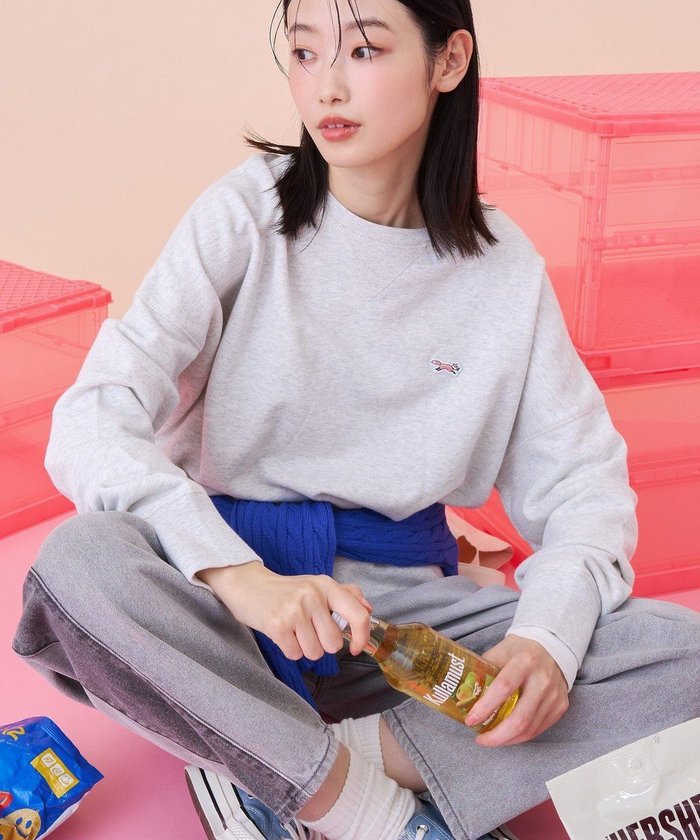 【アメリカンホリック/AMERICAN HOLIC】の【PENNEY S】オゾン加工スウェット インテリア・キッズ・メンズ・レディースファッション・服の通販 founy(ファニー) https://founy.com/ ファッション Fashion レディースファッション Fashion for Women トップス・カットソー Cut & Sew Tops レディースパーカー・カジュアルフーディー Casual Hoodies & Sweatshirts スウェット・クルーネックトップス Sweatshirts & Crewnecks / Relaxed Fit Sweat Tops アメリカン American Style 春 Spring スウェット / スエット Sweatshirt, Sweatwear スタイリッシュ Stylish, Fashionable バランス Balance, Style Balance 別注 Limited Edition, Custom Order S/S・春夏 SS, Spring/Summer, Warm Season 夏 Summer |ID: prp329100004841557 ipo3291000000035518083