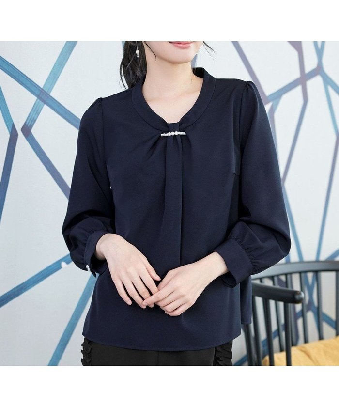 【ティアクラッセ/Tiaclasse】の【ダブルクロス】2wayボウタイ風ブラウス インテリア・キッズ・メンズ・レディースファッション・服の通販 founy(ファニー) https://founy.com/ ファッション Fashion レディースファッション Fashion for Women トップス・カットソー Cut & Sew Tops シャツ・ブラウス・オフィスカジュアル Elegant Blouses & Button-Ups アクセサリー Fashion Accessories 春 Spring 秋 Autumn ジャケット Jacket, Outerwear スーツ Suit, Formalwear ダブル Double, Double-Breasted パール Pearl, Pearl Accent ポケット Pocket, Pocket Detail 冬 Winter / This Winter A/W・秋冬 Autumn/Winter S/S・春夏 SS, Spring/Summer, Warm Season 夏 Summer セレモニー Ceremony 入学式 Entrance Ceremony 卒業式 Graduation Ceremony ビジネス 仕事 通勤 Business / Work / Commuting |ID: prp329100004841575 ipo3291000000035568795