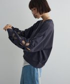 【グリーンパークス/Green Parks】のフラワーくり抜き刺繍スウェットプルオーバー Charcoal Gray|ID: prp329100004841586 ipo3291000000035549354