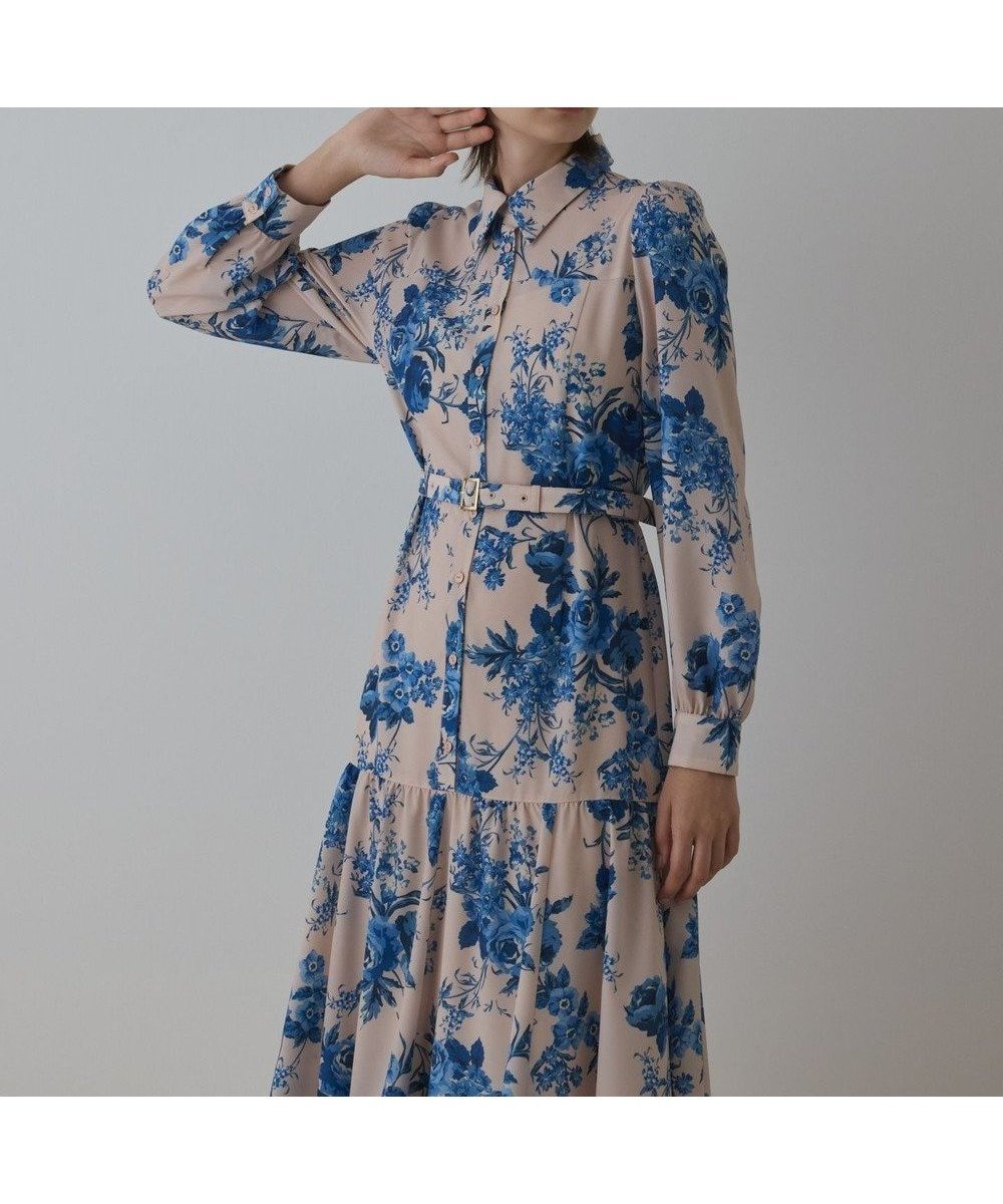 【グレース コンチネンタル/GRACE CONTINENTAL】のブーケフラワープリントワンピース インテリア・キッズ・メンズ・レディースファッション・服の通販 founy(ファニー) 　ファッション　Fashion　レディースファッション　Fashion for Women　ワンピース　Dresses　クラシカル　Classical, Vintage-Inspired　クラシック　Classic, Timeless Style　ドレス　Dress, One-Piece　パターン　Pattern, Design Print　フィット　Fit, Slim Fit　フレア　Flare, Flared　プリント　Print, Printed Pattern　冬　Winter / This Winter　A/W・秋冬　Autumn/Winter　エレガント 上品　Elegant　ベージュ|ID: prp329100004841592 ipo3291000000035798759