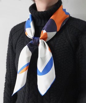 【マルカオリジナル/Marca originals】の【the PORT by marca】LIGHT 大判 シルクツイル スカーフ 人気、トレンドファッション・服の通販 founy(ファニー) ファッション Fashion レディースファッション Fashion for Women シルク Silk, 100% Silk スカーフ Scarf, Neckwear ストール Stole, Wrap ドット Polka Dot, Dot Pattern ドレープ Drape, Draping Fabric ハンカチ Handkerchief, Hanky バンダナ Bandana, Head Scarf プリント Print, Printed Pattern エレガント 上品 Elegant |ID:prp329100004841640