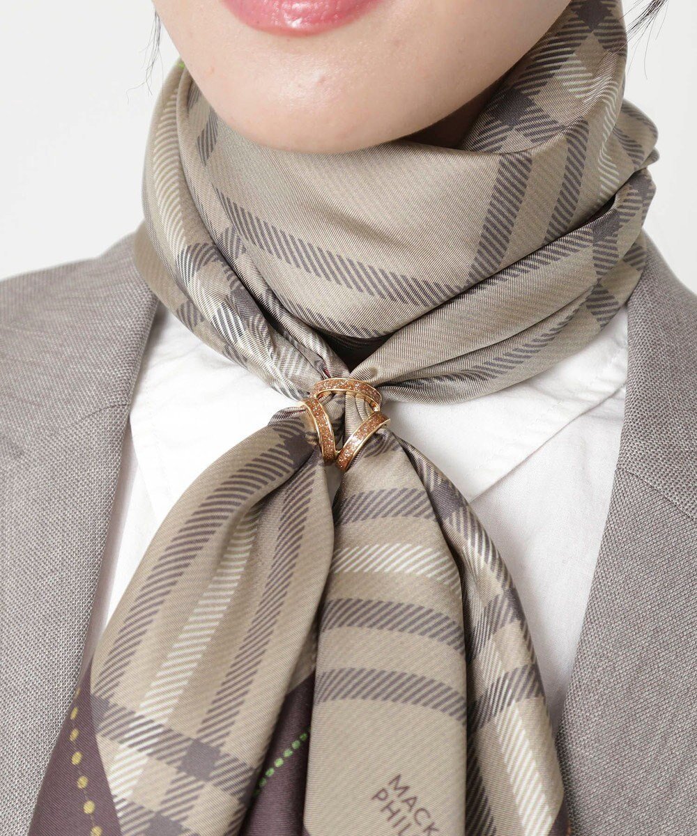 【ムーンバット/MOONBAT】のLuna Luce(ルナルーチェ)スカーフリング ラメ 3 Ring お手持ちのスカーフを通すだけ ギフト インテリア・キッズ・メンズ・レディースファッション・服の通販 founy(ファニー) ファッション Fashion レディースファッション Fashion for Women アクセサリー Fashion Accessories ギフト プレゼント Gift / Present スカーフ Scarf, Neckwear リュクス Luxury, Elegant, High-End, Chic ゴールド|ID: prp329100004841754 ipo3291000000035770118