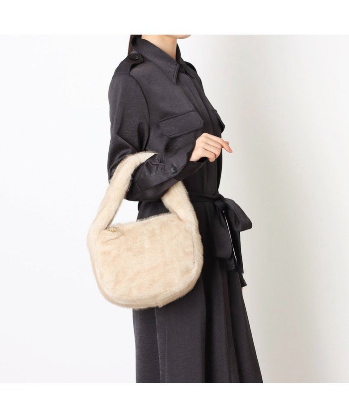 【アンビリオン/UNBILLION】のカシュカシュ cachecache / エコファーワンハンドルシンプルトート インテリア・キッズ・メンズ・レディースファッション・服の通販 founy(ファニー) https://founy.com/ ファッション Fashion レディースファッション Fashion for Women バッグ Bags カラフル Colorful Design グラデーション Gradient, Ombre ショルダー Shoulder, Shoulder Strap 財布 Wallet, Purse ハンド Hand, Handmade ポケット Pocket, Pocket Detail ポーチ Pouch, Small Case ミックス Mix, Mixed Style モチーフ Motif, Design Theme A/W・秋冬 Autumn/Winter 再入荷 Restock / Back in Stock |ID: prp329100004841826 ipo3291000000035854959