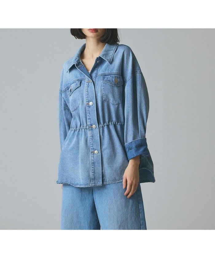 【グレース コンチネンタル/GRACE CONTINENTAL】のデニムシャツジャケット インテリア・キッズ・メンズ・レディースファッション・服の通販 founy(ファニー) https://founy.com/ ファッション Fashion レディースファッション Fashion for Women アウター Coat / Outerwear Collection レディースジャケット・軽アウター Jackets デニムジャケット / カジュアルアウター Denim Jackets インナー Innerwear カフス Cuff Design ジャケット Jacket, Outerwear デニム Denim, Jeans Material プリント Print, Printed Pattern A/W・秋冬 Autumn/Winter |ID: prp329100004841849 ipo3291000000035808831