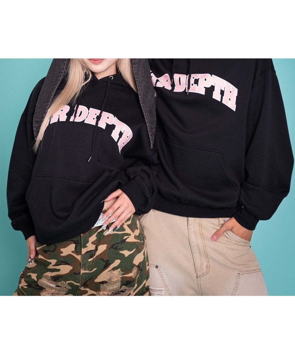 【ウィゴー/WEGO】の【ユニセックス着用ITEM/MLサイズ展開】カレッジプルパーカー インテリア・キッズ・メンズ・レディースファッション・服の通販 founy(ファニー) 　ファッション　Fashion　レディースファッション　Fashion for Women　トップス・カットソー　Cut & Sew Tops　レディースパーカー・カジュアルフーディー　Casual Hoodies & Sweatshirts　秋　Autumn　カーゴパンツ　Cargo Pants, Utility Pants　グラフィック　Graphic, Graphic Design　スマホ　Smartphone, Mobile Device　トレンド　Trend, Trending Now　長袖　Long Sleeve, Full Sleeve　ハーフ　Half, Half-Length　パーカー　Hoodie, Parka　プリント　Print, Printed Pattern　メンズ　Men's, Menswear　ラバー　Rubber, Rubber Sole　冬　Winter / This Winter　A/W・秋冬　Autumn/Winter　おすすめ　Recommended / Our Picks　ブラック|ID: prp329100004841879 ipo3291000000035809317