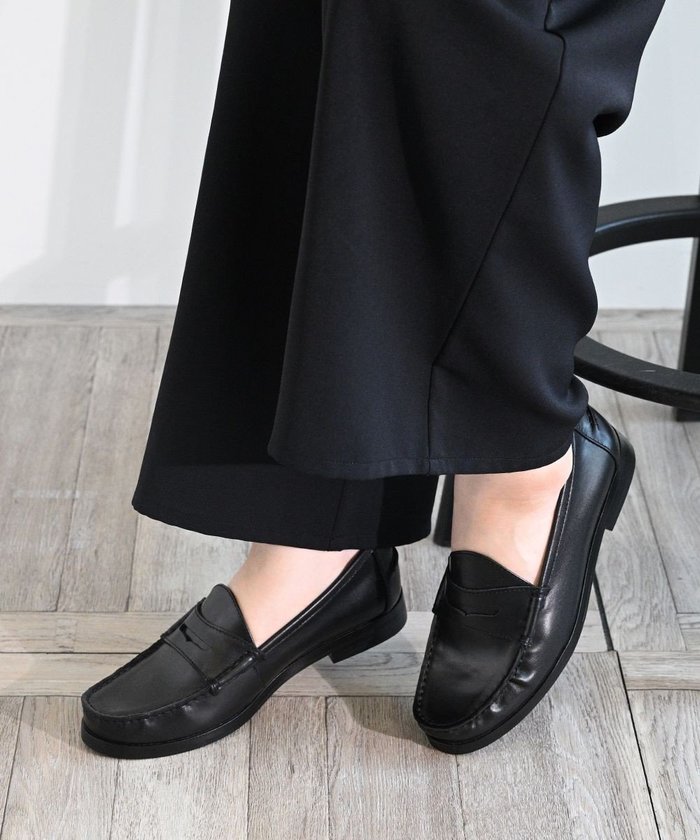 【アポム/APOM】の本革ペニーローファー 25 インテリア・キッズ・メンズ・レディースファッション・服の通販 founy(ファニー) https://founy.com/ ファッション Fashion レディースファッション Fashion for Women コイン Coin, Coin Design シューズ Shoes, Footwear スマート Smart, Elegant ハンド Hand, Handmade バランス Balance, Style Balance フィット Fit, Slim Fit フォルム Silhouette, Form リラックス Relax, Relaxed Fit A/W・秋冬 Autumn/Winter S/S・春夏 SS, Spring/Summer, Warm Season 夏 Summer |ID: prp329100004842175 ipo3291000000035626408