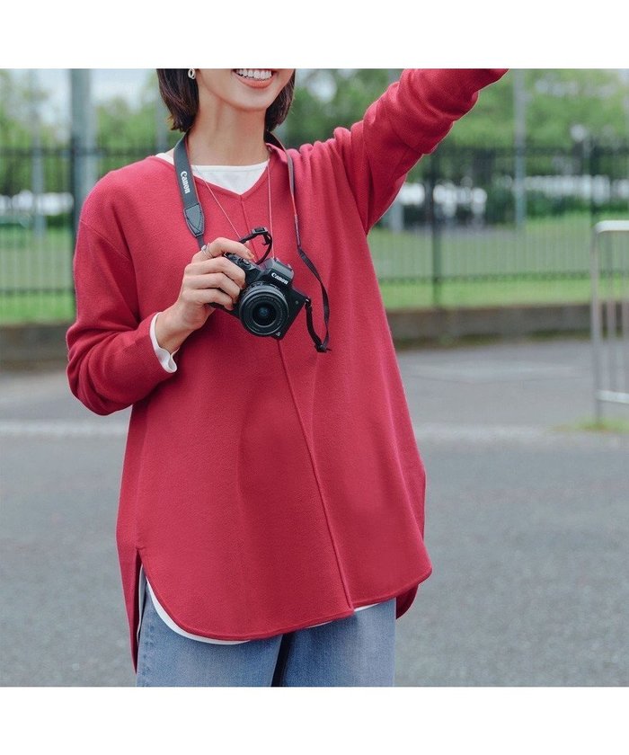 【ティアクラッセ/Tiaclasse】の【安田美沙子さん着用・新色追加・洗える】ラウンドヘムニットチュニック インテリア・キッズ・メンズ・レディースファッション・服の通販 founy(ファニー) https://founy.com/ ファッション Fashion レディースファッション Fashion for Women トップス・カットソー Cut & Sew Tops ニット Knit Tops & Sweaters アクセサリー Fashion Accessories ウォッシャブル Machine Washable 春 Spring 洗える Machine Washable 秋 Autumn カーディガン Cardigan, Knitwear シューズ Shoes, Footwear ショルダー Shoulder, Shoulder Strap シンプル Simple, Minimal センター Center, Center Line セーター Sweater, Knitwear チュニック Tunic, Long Top ドロップ Drop Shoulder, Dropped Style 長袖 Long Sleeve, Full Sleeve フレア Flare, Flared ベーシック Basic, Essential ロング Long, Long-Length 冬 Winter / This Winter A/W・秋冬 Autumn/Winter 再入荷 Restock / Back in Stock 新作・新入荷 New Arrivals / New In |ID: prp329100004842190 ipo3291000000035929051