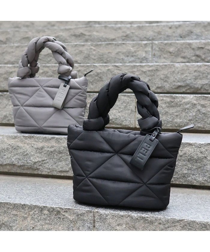 【ペレボルサ/PELLE BORSA】のキルティング ミドルトートバッグ Puffy パフィ 5822 インテリア・キッズ・メンズ・レディースファッション・服の通販 founy(ファニー) https://founy.com/ ファッション Fashion レディースファッション Fashion for Women バッグ Bags キルティング Quilted, Quilting 軽量 Lightweight, Ultra Light 財布 Wallet, Purse ボンディング Bonding, Bonded Fabric ポケット Pocket, Pocket Detail マグネット Magnet, Magnetic Closure ループ Loop, Loop Knit おすすめ Recommended / Our Picks |ID: prp329100004842227 ipo3291000000035835858