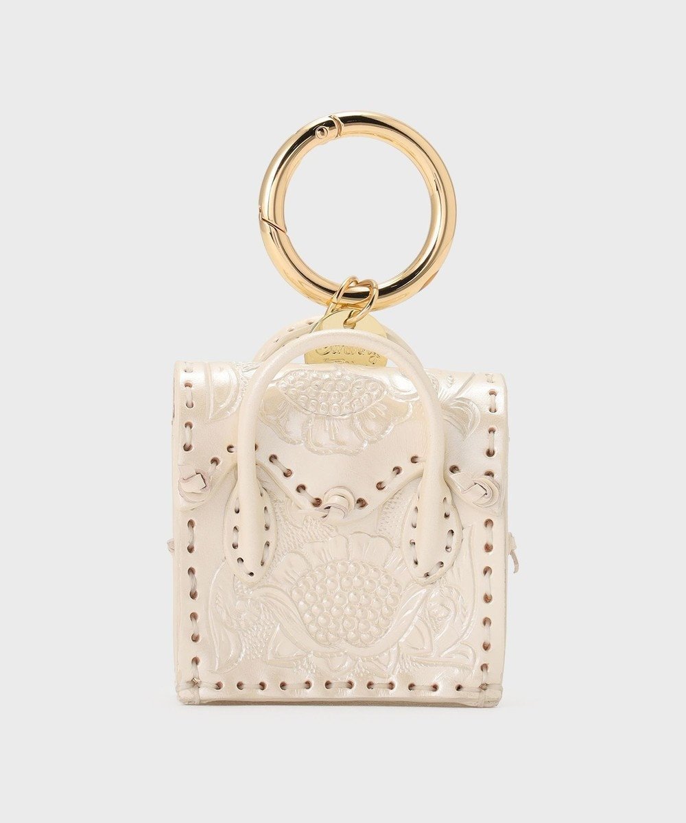 【グレース コンチネンタル/GRACE CONTINENTAL】のMaestra Case 人気、トレンドファッション・服の通販 founy(ファニー) 　ファッション　Fashion　レディースファッション　Fashion for Women　ミニ財布・二つ折り財布　Wallets & Card Cases　ウォレット　Wallet　ヴィンテージ　Vintage Style　財布　Wallet, Purse　チャーム　Charm, Pendant　定番　Standard, Basic Item　ポーチ　Pouch, Small Case　 other-1|ID: prp329100004842237 ipo3291000000035836014