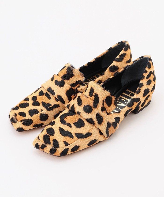 【ベイジ,/BEIGE,】の【一部店舗限定】HENRI EN VARGO / MAYA レオパードローファー インテリア・キッズ・メンズ・レディースファッション・服の通販 founy(ファニー) https://founy.com/ ファッション Fashion レディースファッション Fashion for Women シューズ Shoes, Footwear スクエア Square, Square Shape スマート Smart, Elegant フォルム Silhouette, Form ラグジュアリー Luxury, Elegant レオパード Leopard, Animal Print |ID: prp329100004842251 ipo3291000000035836083