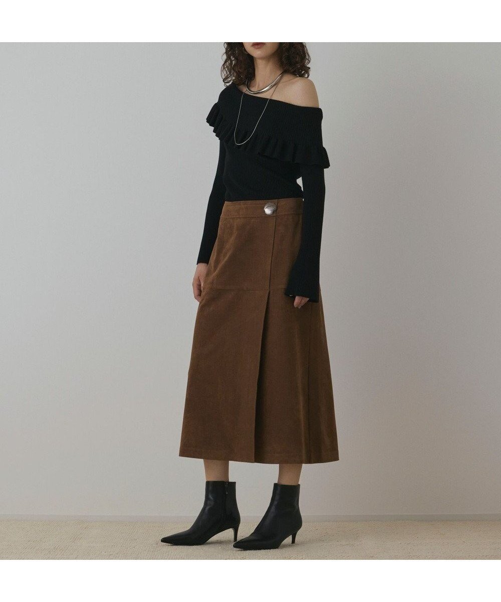 【グレース コンチネンタル/GRACE CONTINENTAL】のフェイクスウェードフレアスカート 人気、トレンドファッション・服の通販 founy(ファニー) 　ファッション　Fashion　レディースファッション　Fashion for Women　スカート　Skirts　Aライン・フレアスカート　A-Line & Flared Skirts　おすすめ　Recommended / Our Picks　シンプル　Simple, Minimal　スリット　Slit, Slit Detail　セットアップ　Set-Up, Coordinated Outfit　フレア　Flare, Flared　メタル　Metal, Metal Parts　エレガント 上品　Elegant　A/W・秋冬　Autumn/Winter　 other-1|ID: prp329100004842317 ipo3291000000035523871