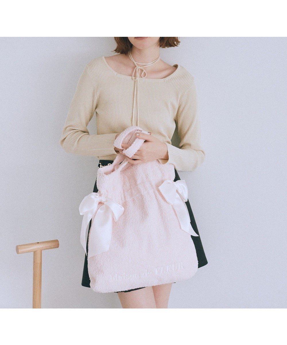 【メゾンドフルール/Maison de FLEUR】のボアダブルリボントートバッグ 人気、トレンドファッション・服の通販 founy(ファニー) ファッション Fashion レディースファッション Fashion for Women バッグ Bags ギャザー Gathered, Ruffled リボン Ribbon, Bow 人気 Popular, Best Seller ビジネス 仕事 通勤 Business / Work / Commuting other-1|ID: prp329100004842415 ipo3291000000035773302